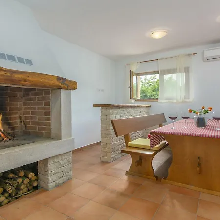 Modern Holiday In With Pool * Porec